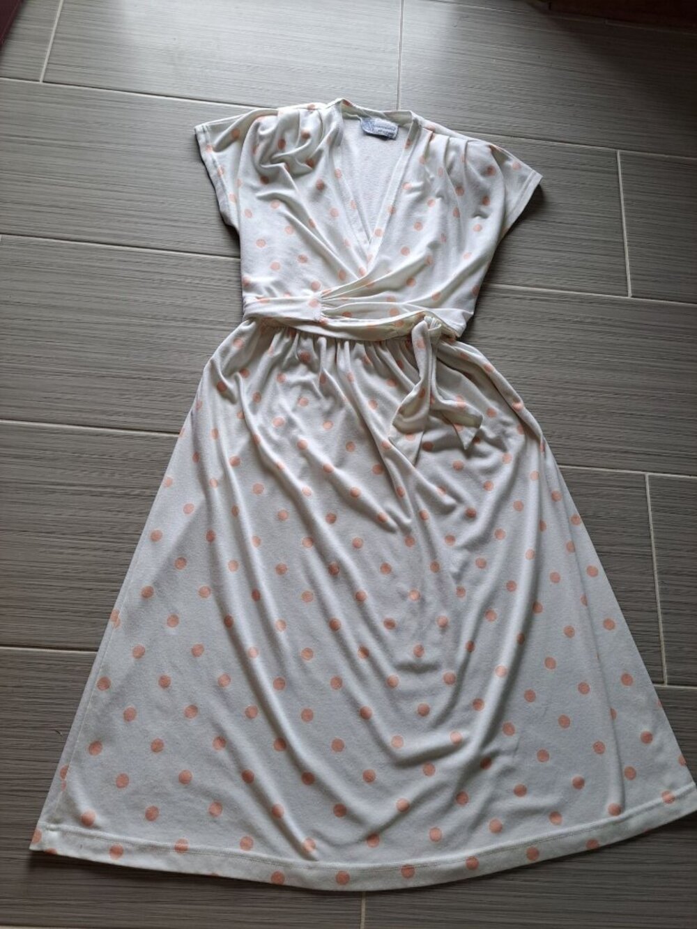 Vintage Polka Dot Wrap Dress Size 12  Accentuette USA Cotton Peach Cream Cottage - Picture 10 of 13